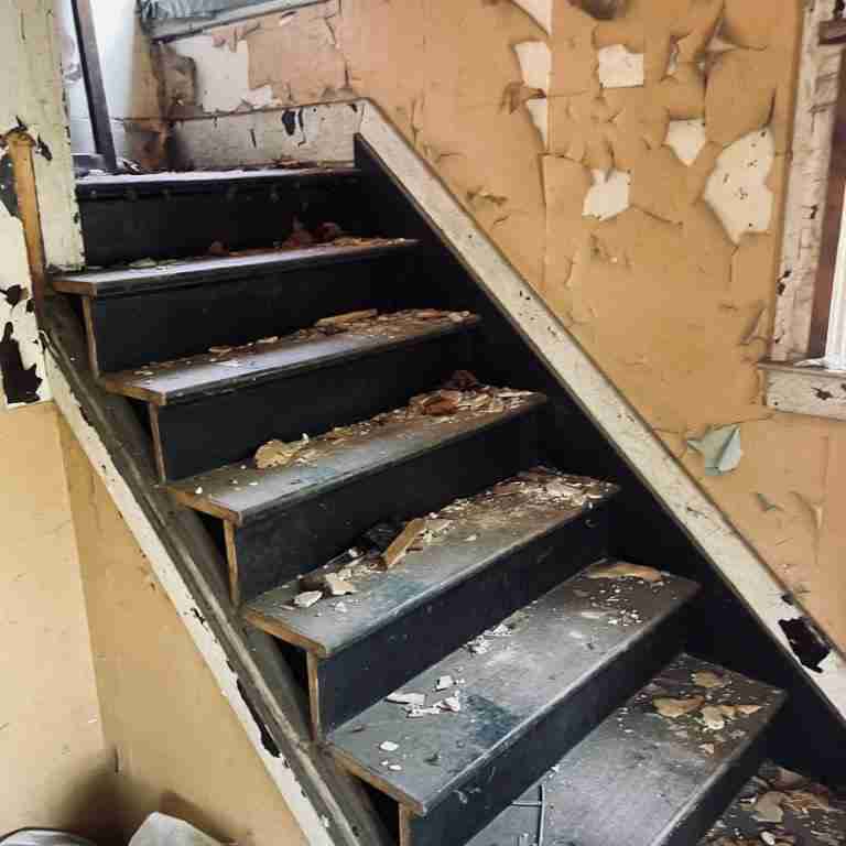 3328 Blaine (29).jpg